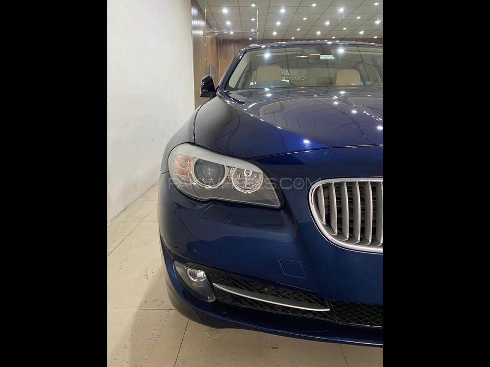 بی ایم ڈبلیو 5 سیریز 2013 for Sale in لاہور بی ایم ڈبلیو 5 سیریز 2013 for Sale in لاہور Image-6