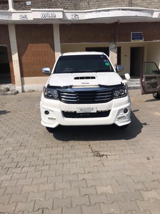 Toyota Hilux 2012 for Sale in Hassan abdal Image-1