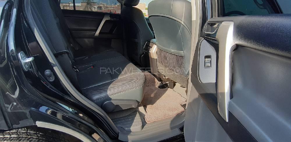 Toyota Prado 2013 for Sale in Peshawar Toyota Prado 2013 for Sale in Peshawar Image-17