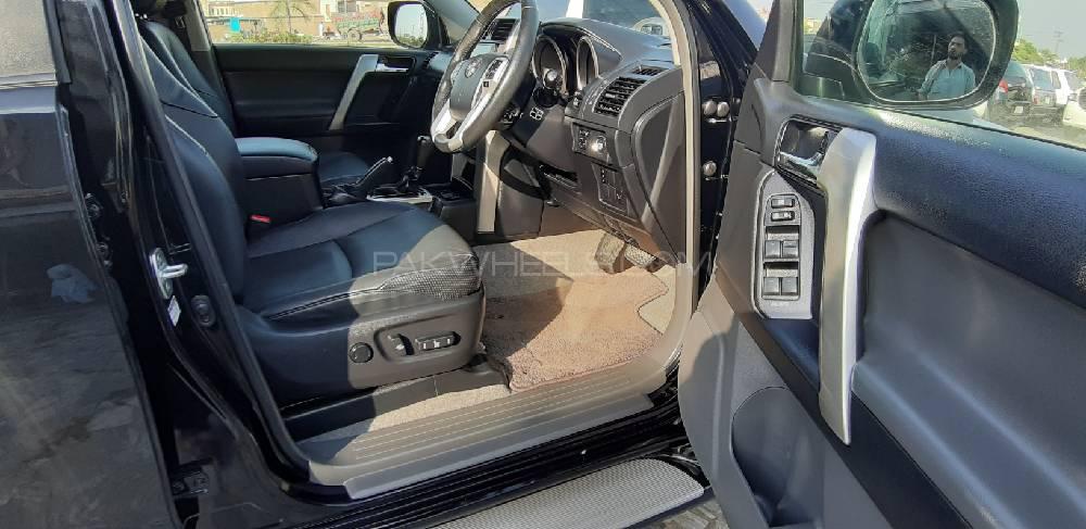 Toyota Prado 2013 for Sale in Peshawar Toyota Prado 2013 for Sale in Peshawar Image-16
