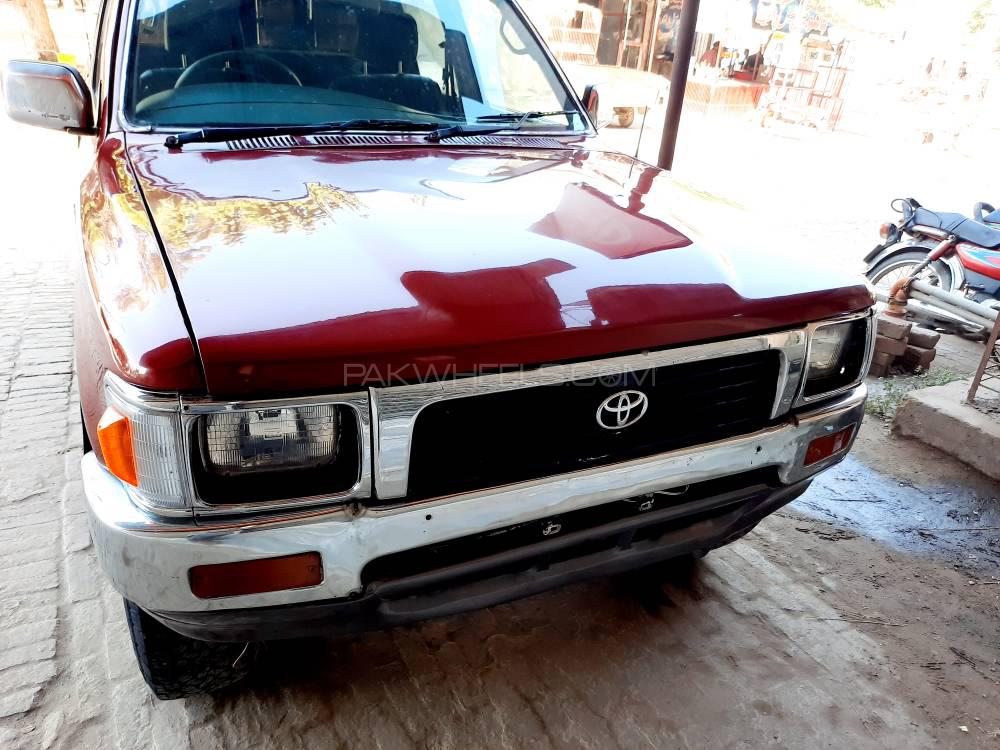 Toyota Hilux 1993 for Sale in Vehari Image-1