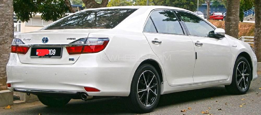 Toyota Camry 2011 for Sale in Murree Image-1