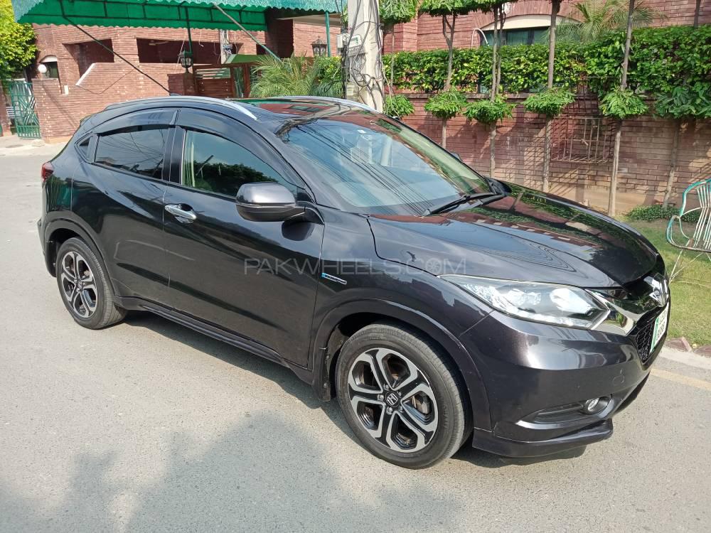 Honda Vezel 2014 for Sale in Lahore Honda Vezel 2014 for Sale in Lahore Image-5