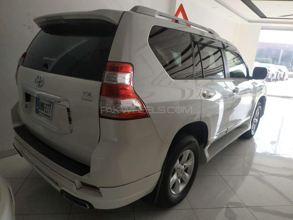 Toyota Prado 2011 for Sale in Peshawar Toyota Prado 2011 for Sale in Peshawar Image-3
