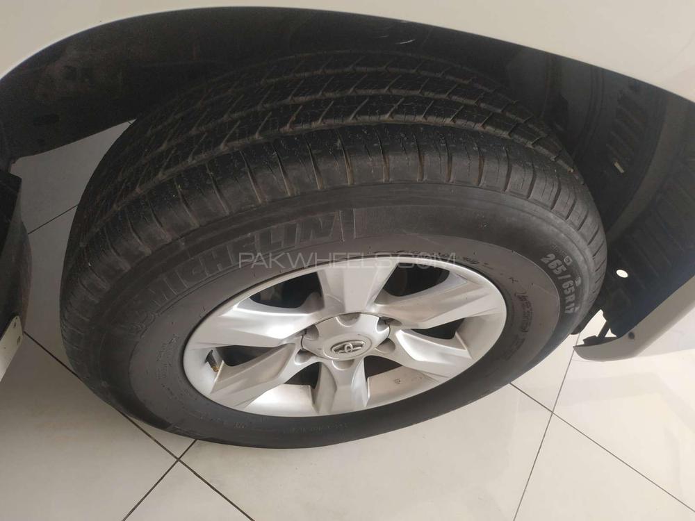 Toyota Prado 2011 for Sale in Peshawar Toyota Prado 2011 for Sale in Peshawar Image-5