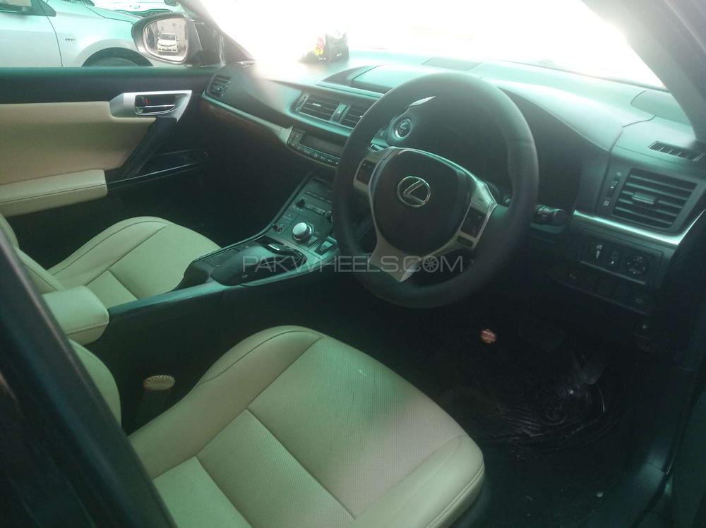 لیکزس سی ٹی 200 ایچ 2012 for Sale in ایبٹ آباد لیکزس سی ٹی 200 ایچ 2012 for Sale in ایبٹ آباد Image-6