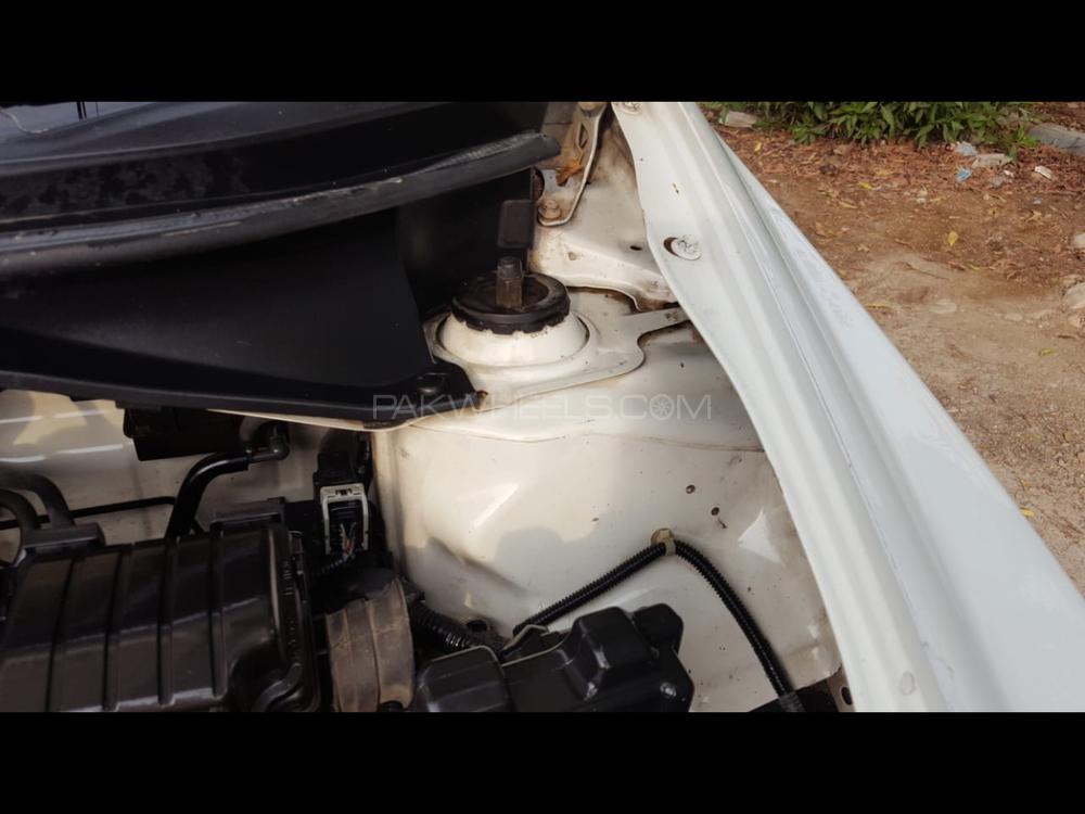 Honda City 2016 for Sale in Hyderabad Honda City 2016 for Sale in Hyderabad Image-9