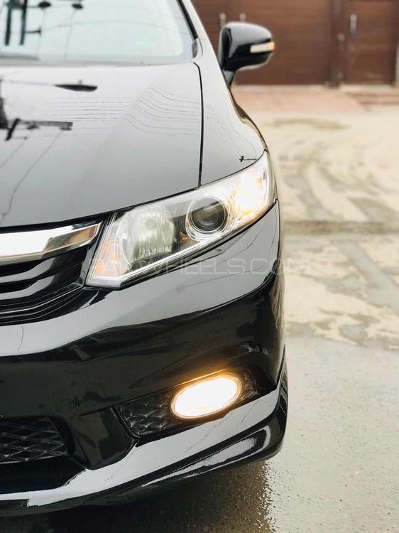 Honda Civic - 2013  Honda Civic - 2013  Image-2