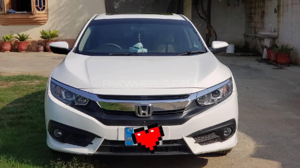 Honda Civic 2018 for Sale in Mardan Image-1