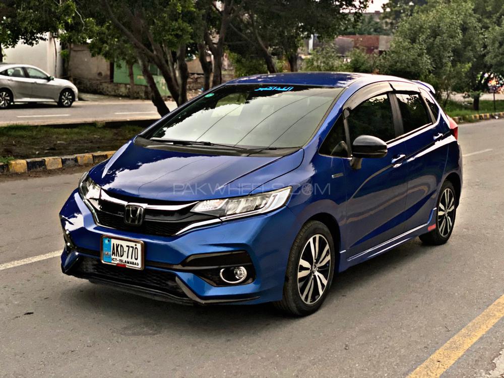Honda Fit Rs 17 For Sale In Lahore Pakwheels