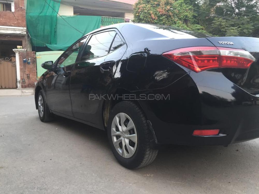 Toyota Corolla 2014 for Sale in Lahore Toyota Corolla 2014 for Sale in Lahore Image-3