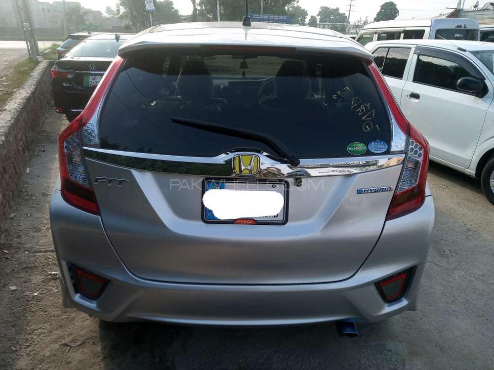 Honda Fit 2015 for Sale in Gujranwala Honda Fit 2015 for Sale in Gujranwala Image-4