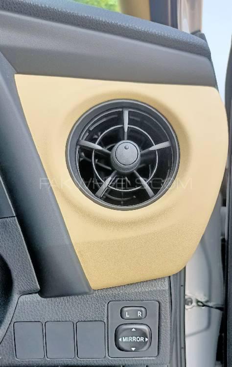 Toyota Corolla 2019 for Sale in Islamabad Toyota Corolla 2019 for Sale in Islamabad Image-12