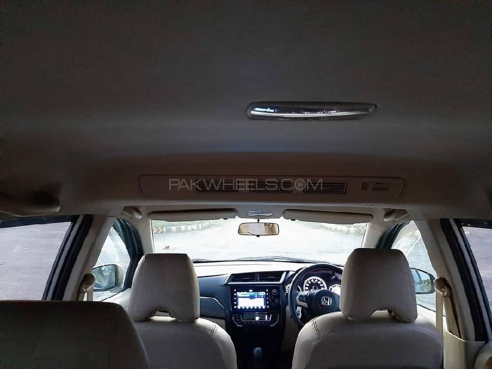 Honda BR-V 2018 for Sale in Karachi Honda BR-V 2018 for Sale in Karachi Image-5