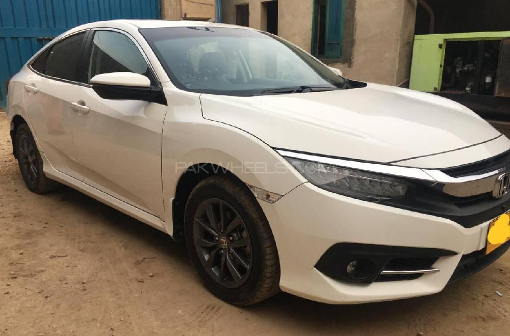 Honda Civic 2019 for Sale in Hyderabad Honda Civic 2019 for Sale in Hyderabad Image-5