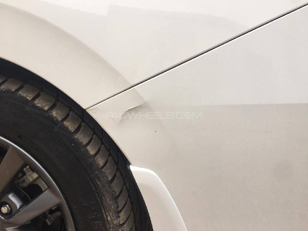 Honda Civic 2019 for Sale in Hyderabad Honda Civic 2019 for Sale in Hyderabad Image-9