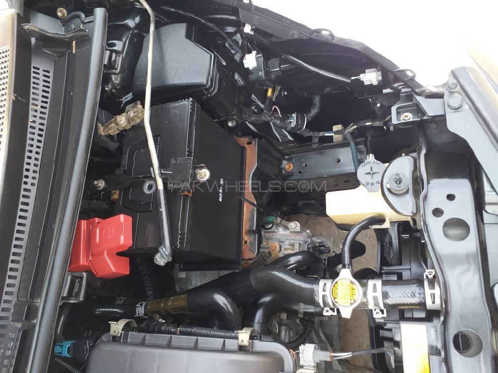 Toyota Vitz 2011 for Sale in Lahore Toyota Vitz 2011 for Sale in Lahore Image-5
