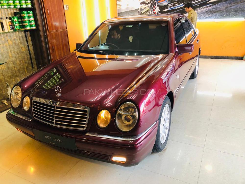 Mercedes Benz E Class 1996 for Sale in Peshawar Image-1