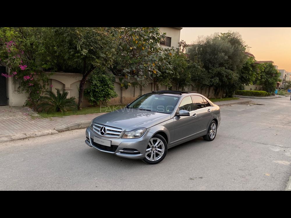 مرسڈیز بینز سی کلاس 2013 for Sale in اسلام آباد مرسڈیز بینز سی کلاس 2013 for Sale in اسلام آباد Image-3