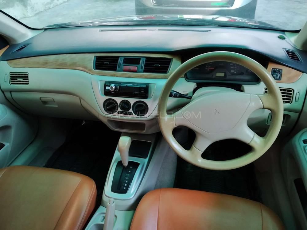 Mitsubishi Lancer 2005 for Sale in Lahore Mitsubishi Lancer 2005 for Sale in Lahore Image-8