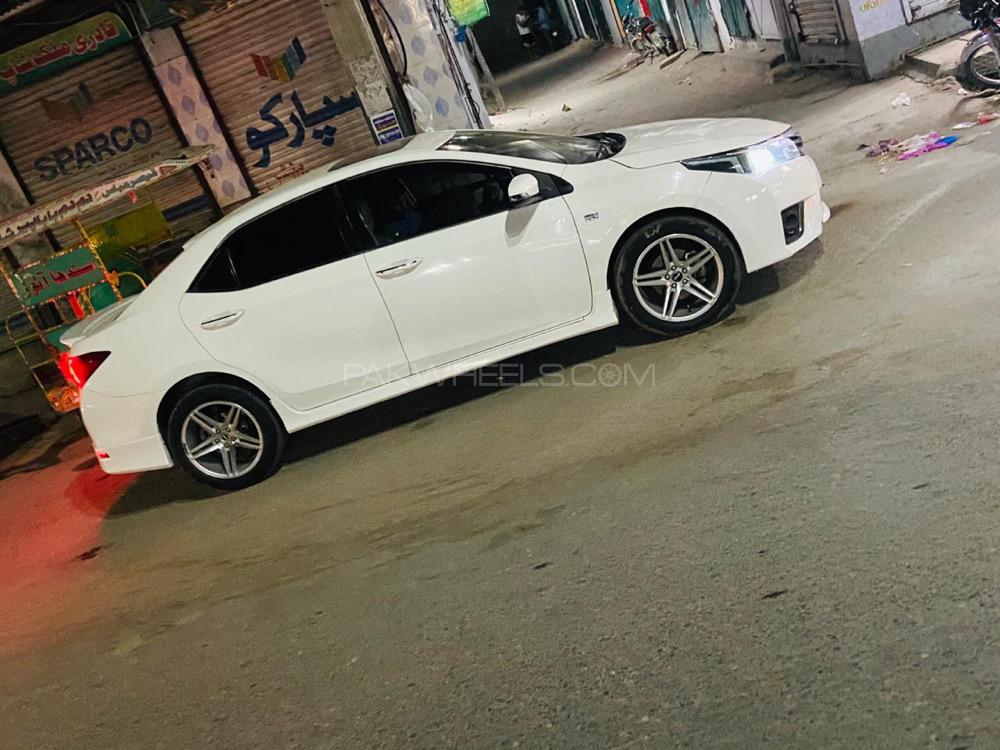 Toyota Corolla 2014 for Sale in Sialkot Image-1