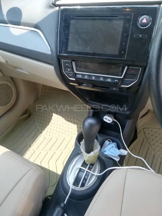 Honda BR-V 2018 for Sale in Peshawar Honda BR-V 2018 for Sale in Peshawar Image-12