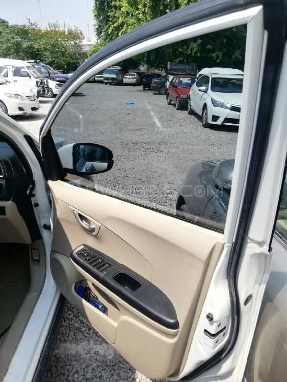Honda BR-V 2018 for Sale in Peshawar Honda BR-V 2018 for Sale in Peshawar Image-14