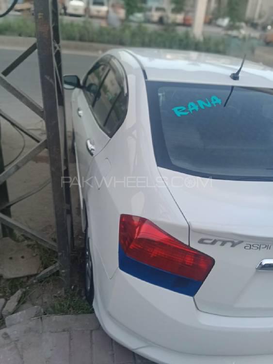 Honda City 2011 for Sale in Lahore Honda City 2011 for Sale in Lahore Image-15