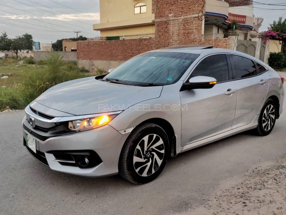 Honda Civic 2017 for Sale in Multan Honda Civic 2017 for Sale in Multan Image-3