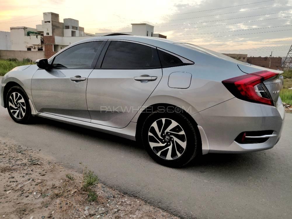 Honda Civic 2017 for Sale in Multan Honda Civic 2017 for Sale in Multan Image-11