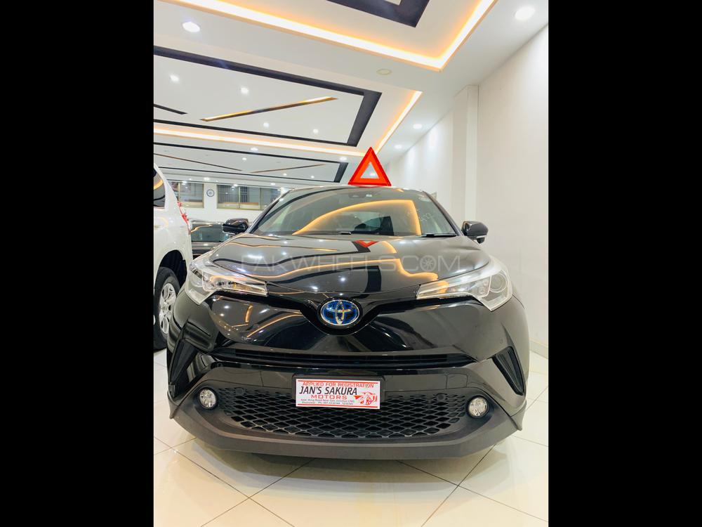 Toyota C-HR 2017 for Sale in Peshawar Image-1