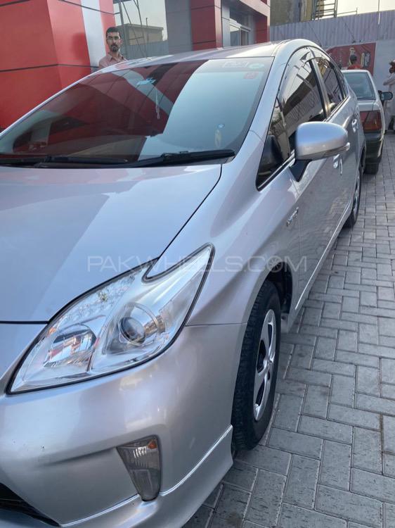 Toyota Prius 2014 for Sale in Peshawar Image-1