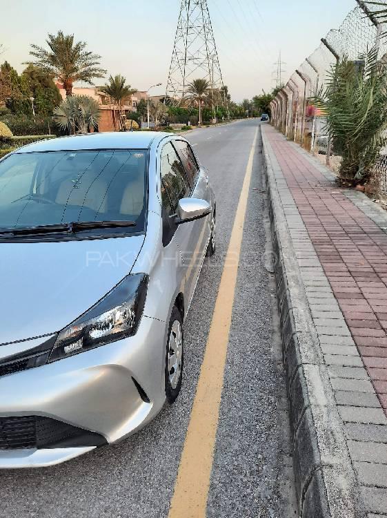 Toyota Vitz 2015 for Sale in Rawalpindi Toyota Vitz 2015 for Sale in Rawalpindi Image-4