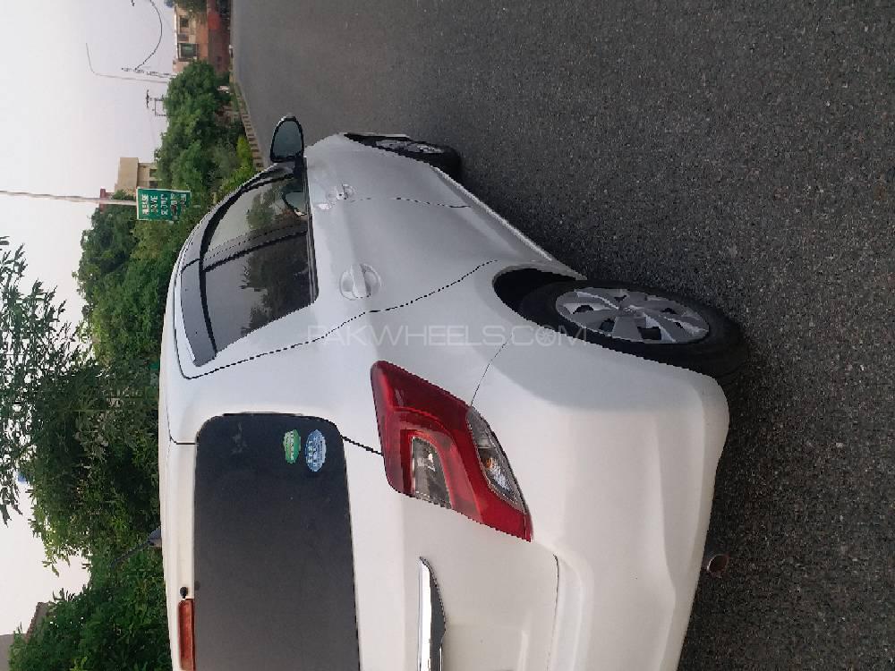 Toyota Vitz 2014 for Sale in Lahore Toyota Vitz 2014 for Sale in Lahore Image-6