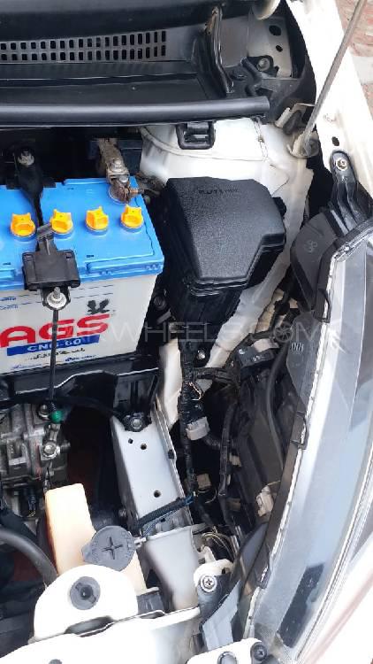Toyota Vitz 2014 for Sale in Lahore Toyota Vitz 2014 for Sale in Lahore Image-16