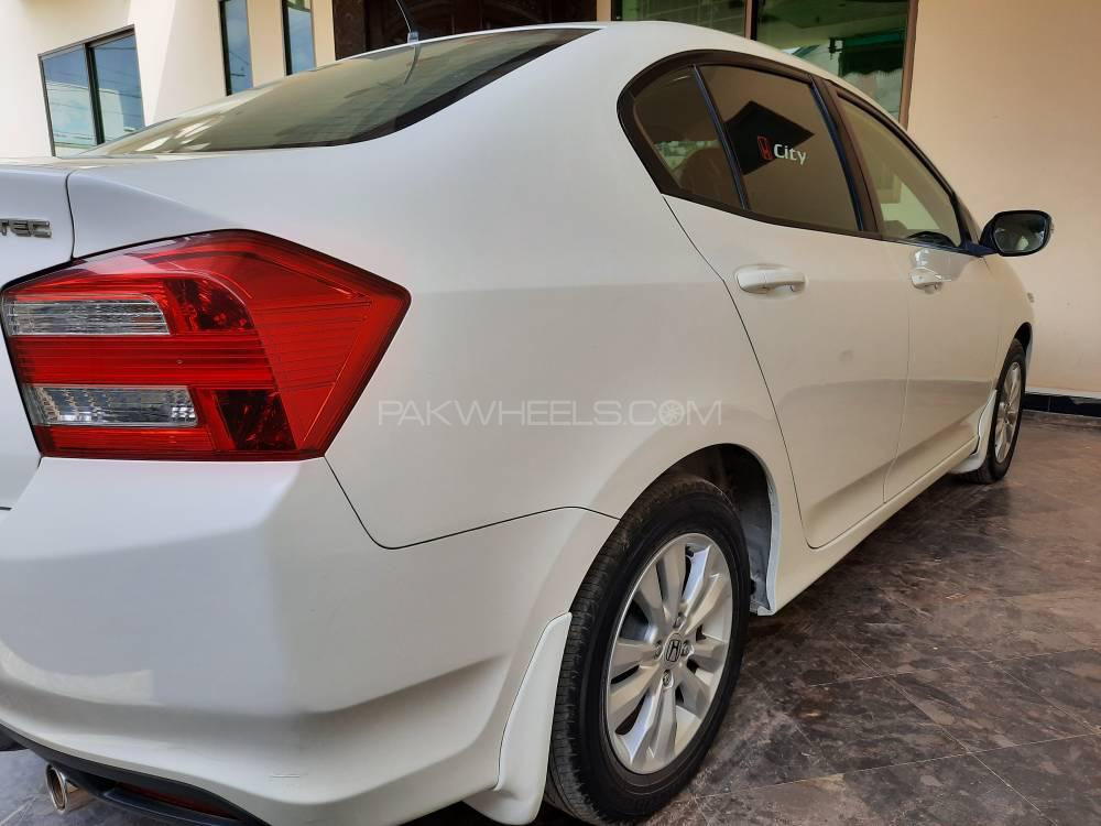 Honda City 2015 for Sale in Bahawalpur Honda City 2015 for Sale in Bahawalpur Image-3