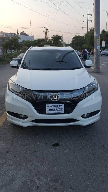 Honda Vezel 2015 for Sale in Lahore Image-1