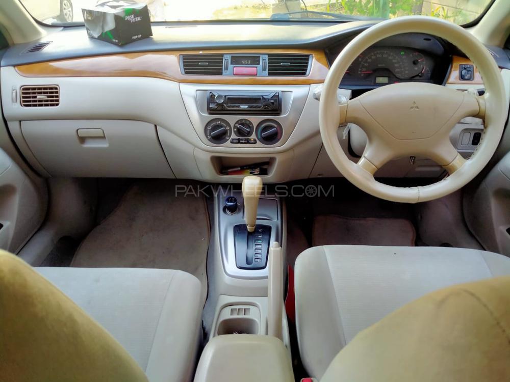 Mitsubishi Lancer 2004 for Sale in Lahore Mitsubishi Lancer 2004 for Sale in Lahore Image-3