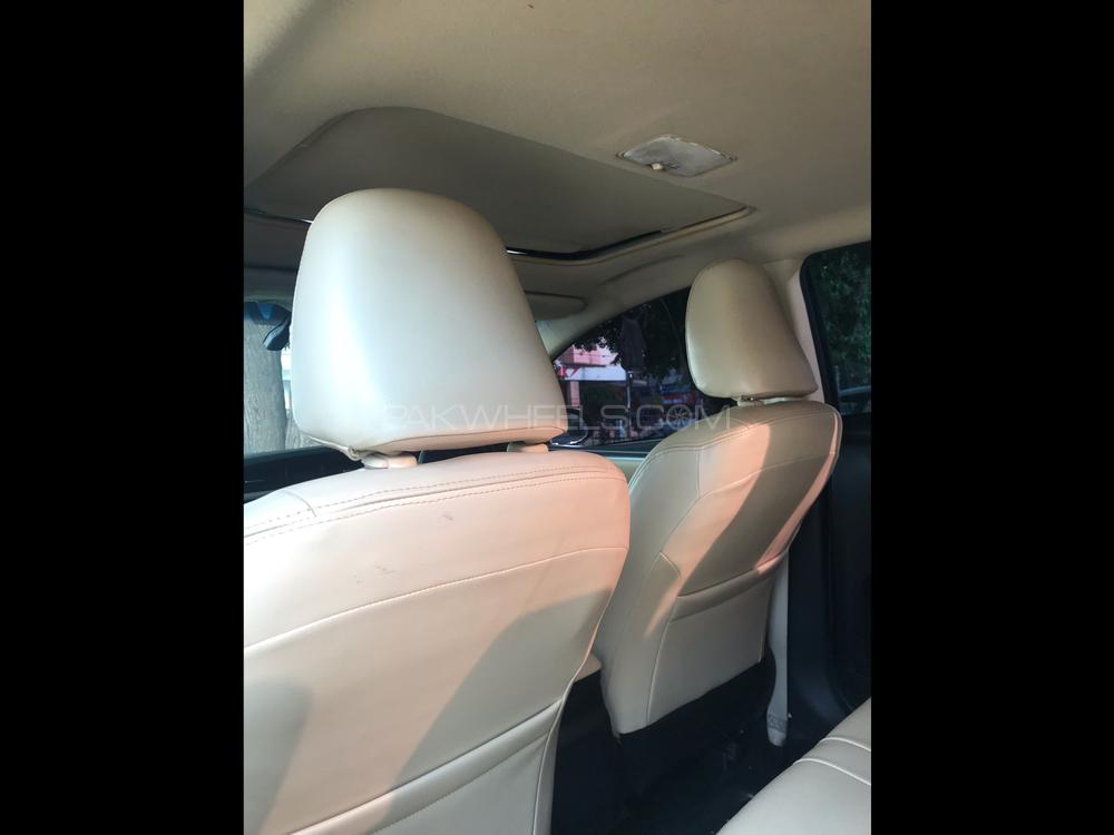 Toyota Corolla 2017 for Sale in Karachi Toyota Corolla 2017 for Sale in Karachi Image-5