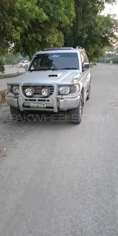 Mitsubishi Pajero 1993 for Sale in Lahore Image-1