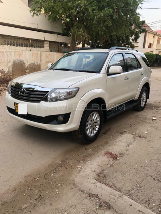 ٹویوٹا فورچیونر 2014 for Sale in کراچی ٹویوٹا فورچیونر 2014 for Sale in کراچی Image-2