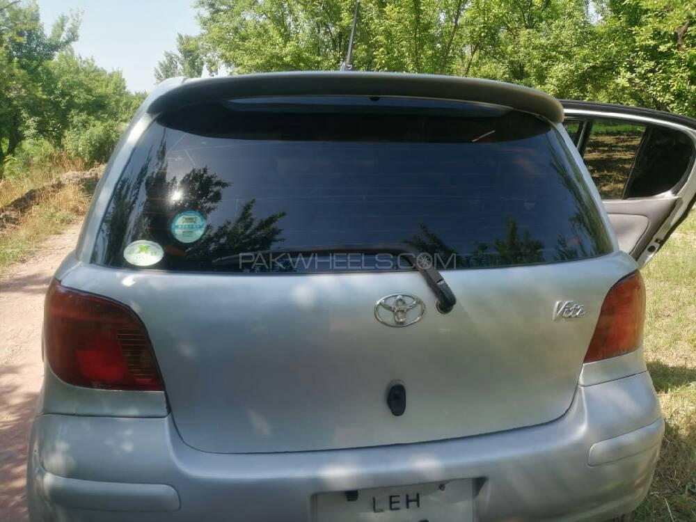 Toyota Vitz 2004 for Sale in Peshawar Toyota Vitz 2004 for Sale in Peshawar Image-9