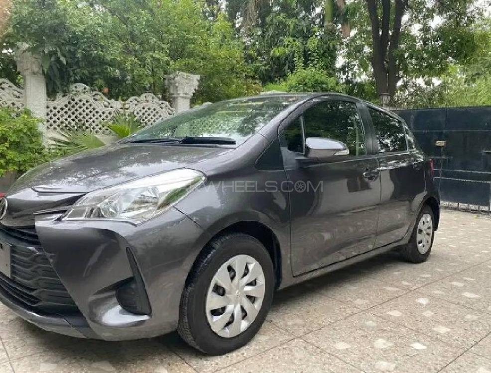 Toyota Vitz 2017 for Sale in Multan Toyota Vitz 2017 for Sale in Multan Image-9