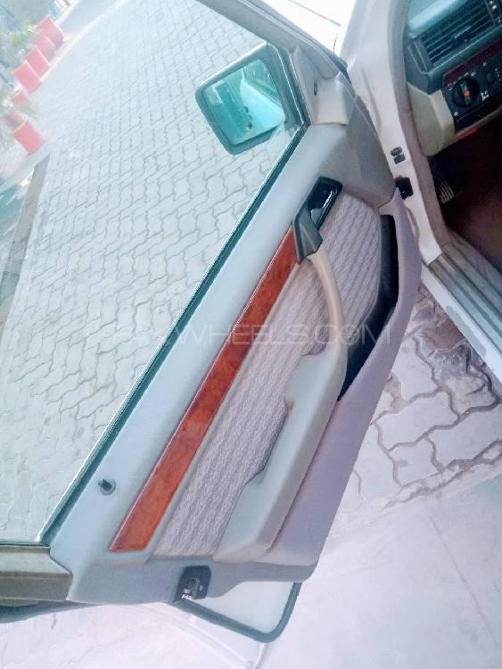 مرسڈیز بینز ای کلاس 1992 for Sale in پشاور مرسڈیز بینز ای کلاس 1992 for Sale in پشاور Image-5