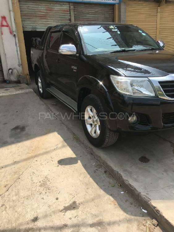 Toyota Hilux 2012 for Sale in Gujranwala Toyota Hilux 2012 for Sale in Gujranwala Image-2