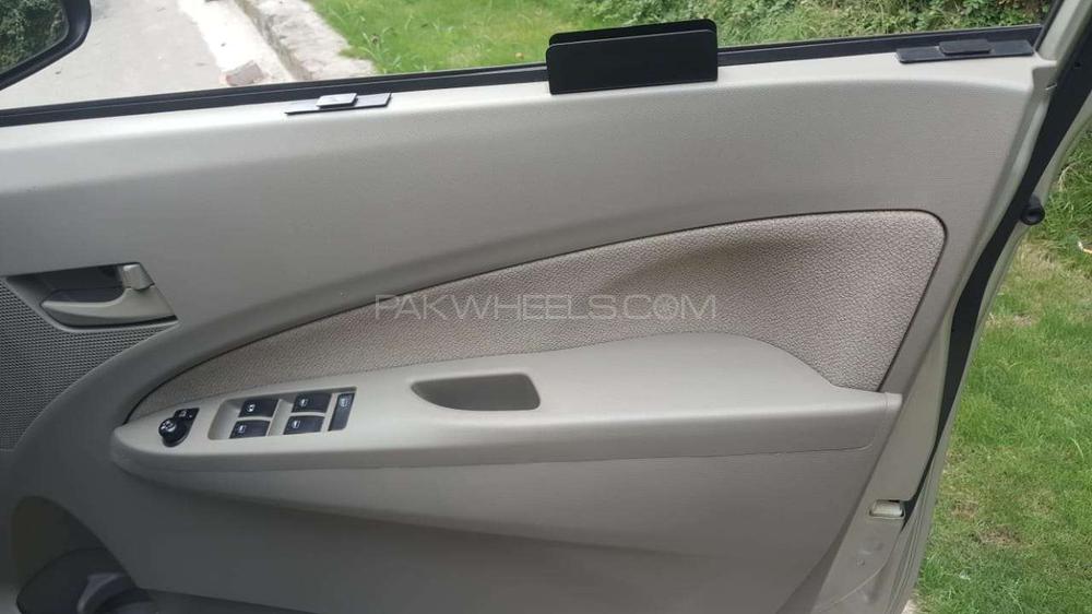 Daihatsu Move 2012 for Sale in Lahore Daihatsu Move 2012 for Sale in Lahore Image-16