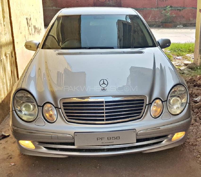 Mercedes Benz E Class 2004 for Sale in Rawalpindi Image-1