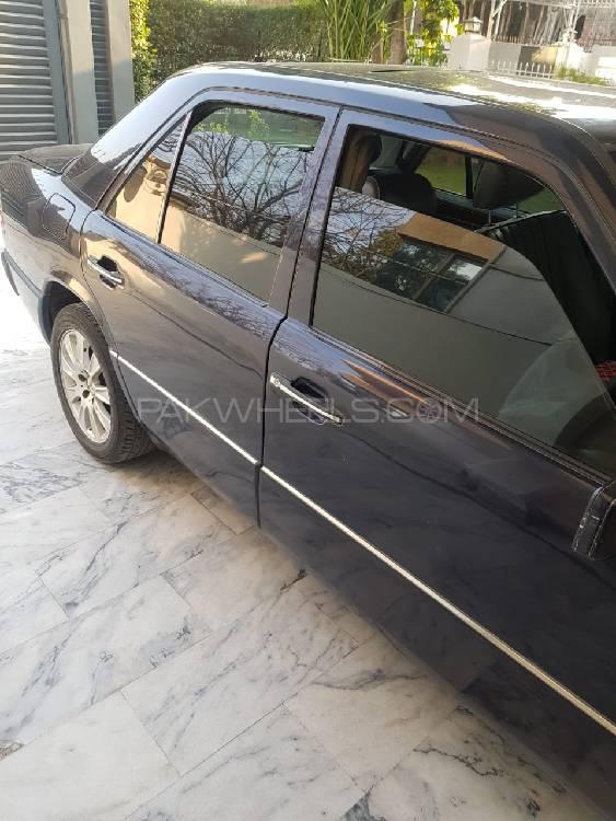 Mercedes Benz E Class 1986 for Sale in Rawalpindi Mercedes Benz E Class 1986 for Sale in Rawalpindi Image-5