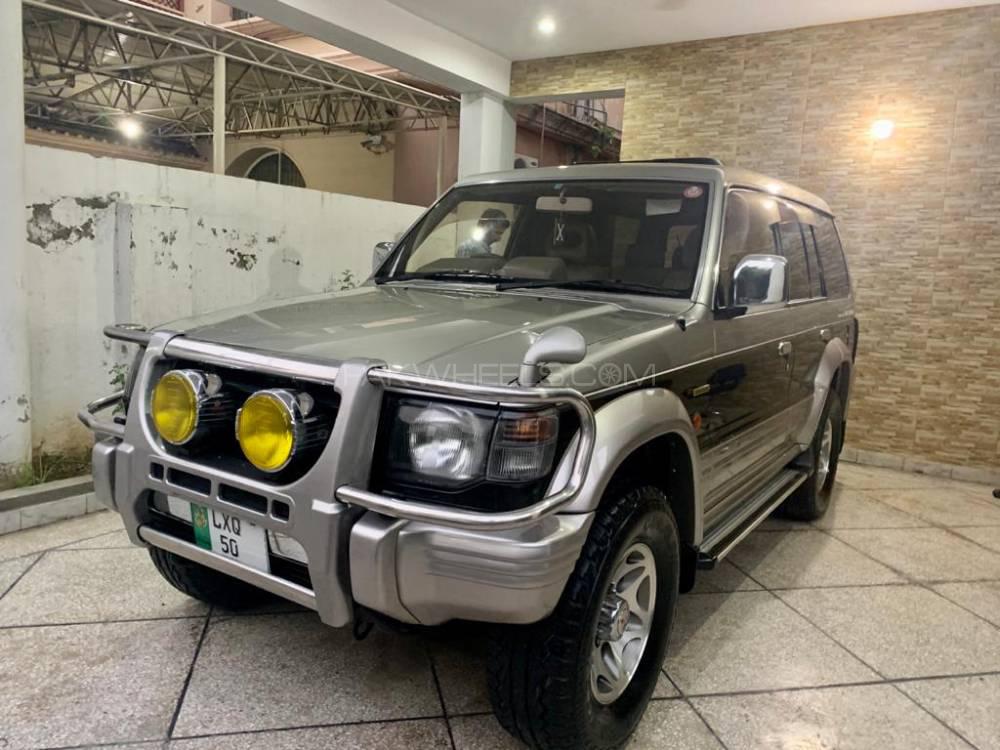 Mitsubishi Pajero 1996 for Sale in Lahore Image-1