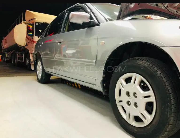 Honda Civic 2005 for Sale in Lahore Honda Civic 2005 for Sale in Lahore Image-2